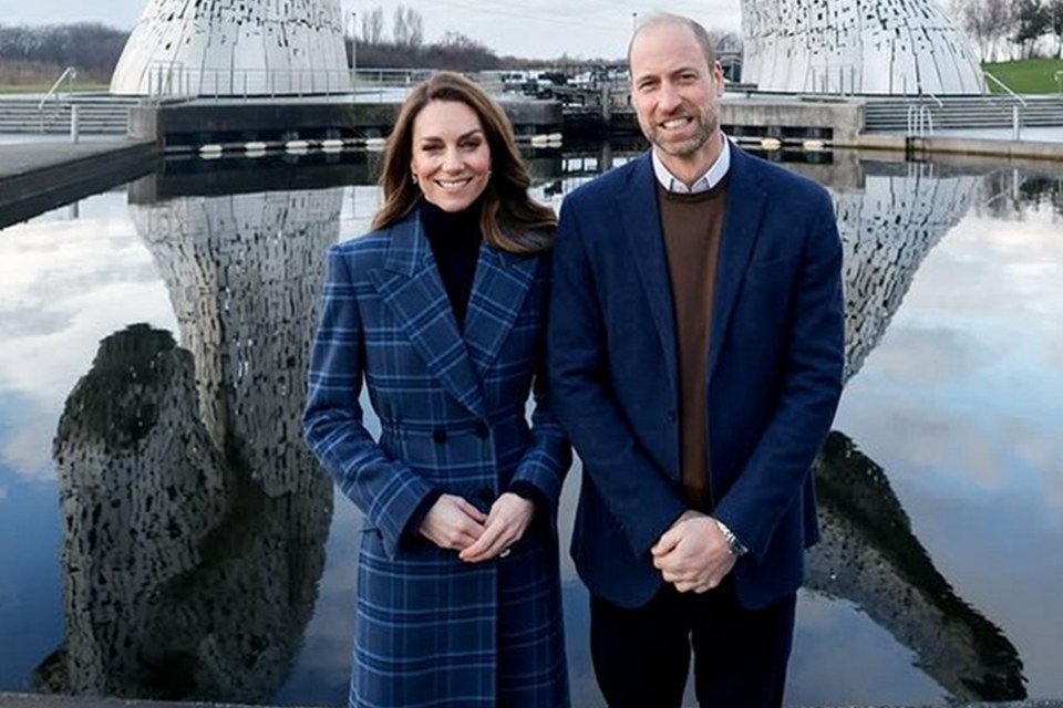 Kate Middleton Prince William Princess Anne Lazy